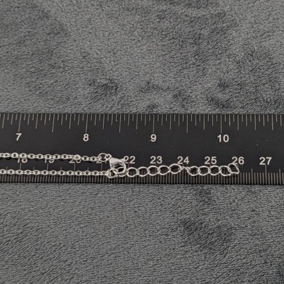 Jade and silver color cross shaped pendant, free chain, unisex women men - Picture 6 of 8